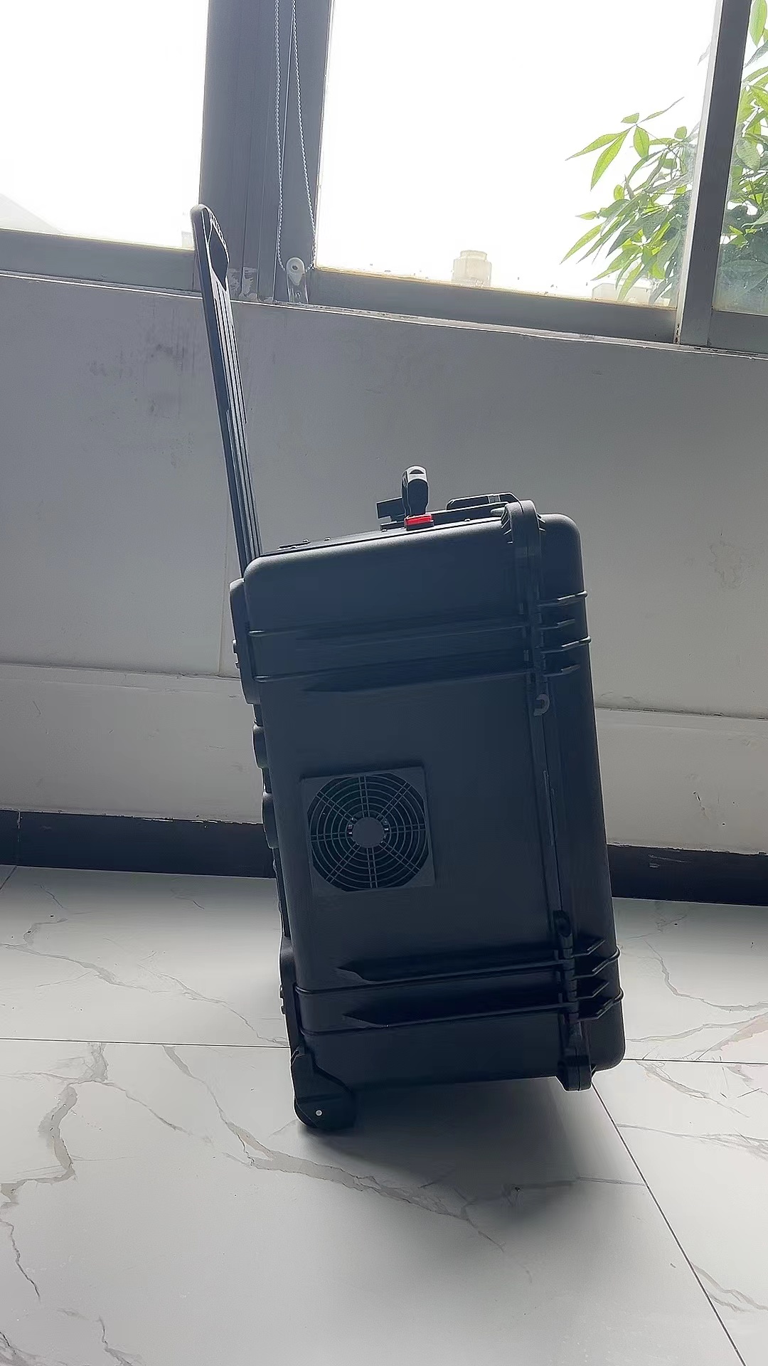 土默特左手拉箱型移动通信干扰器